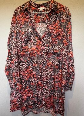 H&M Black Floral V-Neck Long Sleeve Tunic with Pink & Red Blooms